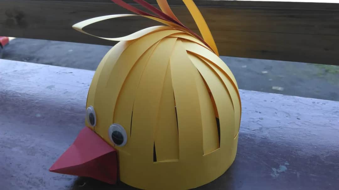 Jak zrobić strój kurczaka dla dziecka - proste kroki i porady