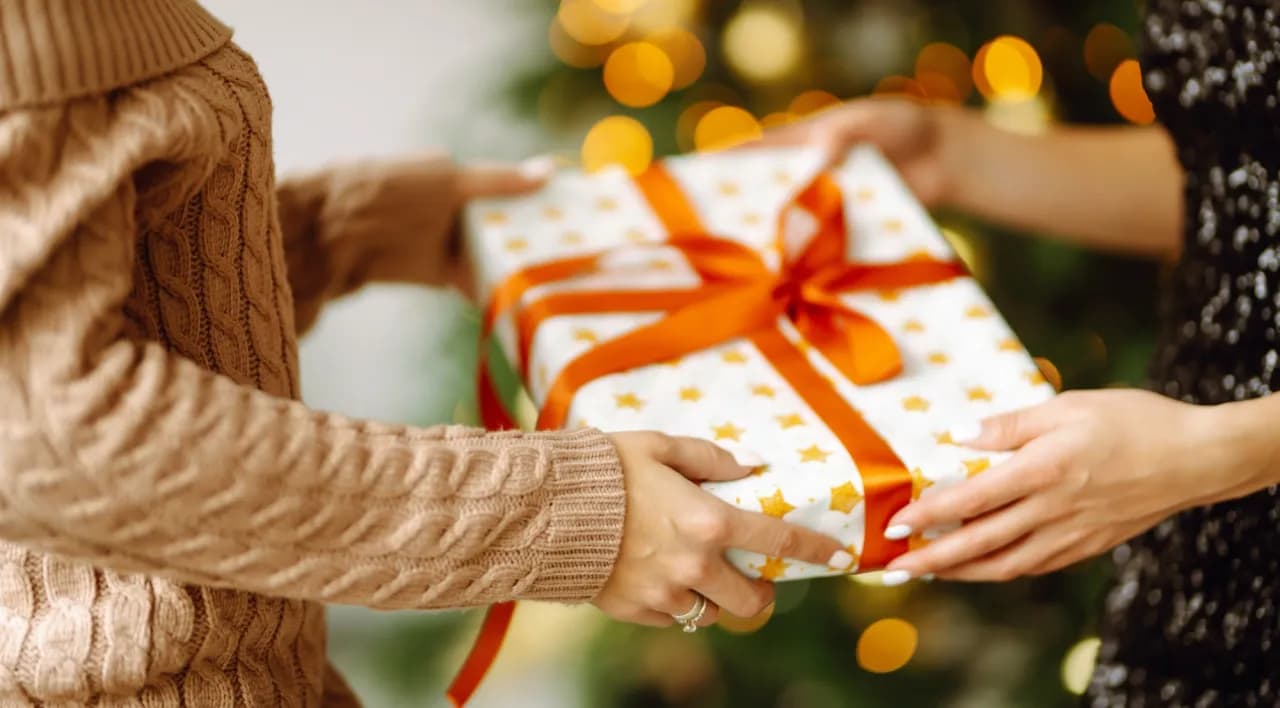Co zrobić mamie pod choinkę? 10 wyjątkowych pomysłów na prezent