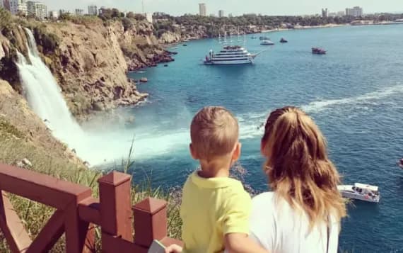 Co zabrać na wakacje z dzieckiem do Turcji, aby uniknąć stresu?